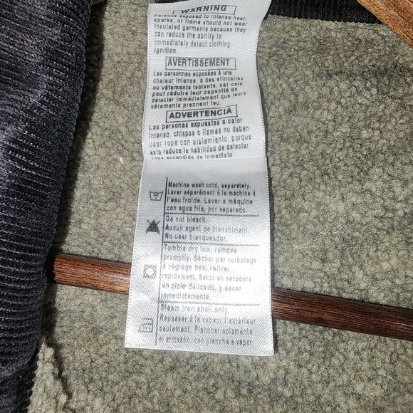 Carhartt Jacket With Sherpa Lining - Picture 10 of 13